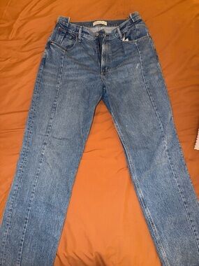 Abercrombie 90s Blue Straight-Leg Ultra High Rise Jeans